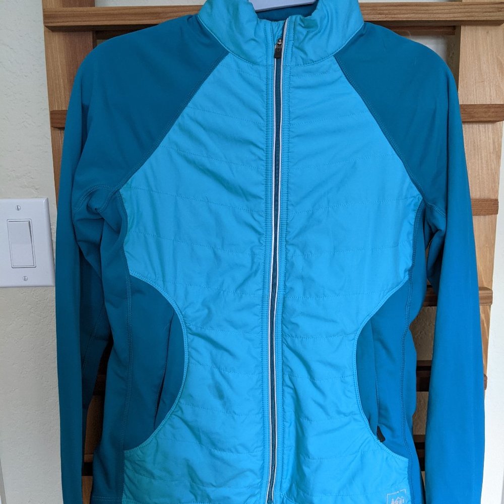 Light REI Midlayer with Reflective details